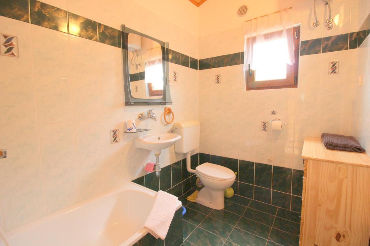 Irena A2 Apartment Novigrad  ภายนอก รูปภาพ
